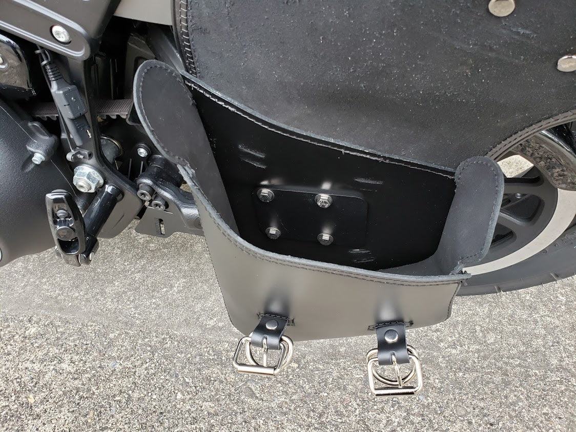 Bobber Bracket - Swingarm Bag Hard Mount Kit for Harley Softail 2018-up